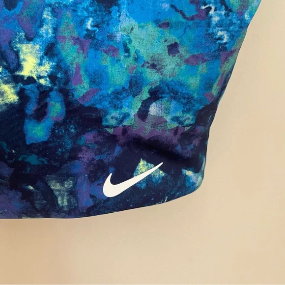 Nike Women's Earth Dye Reversible Crop Swim Top Size Medium - Picture 4 of 11